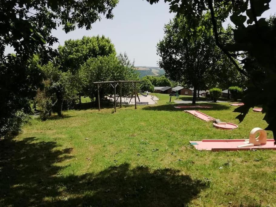 Team Holiday - Camping Domaine Vallée du Tarn Saint-Cirgue Bagian luar foto