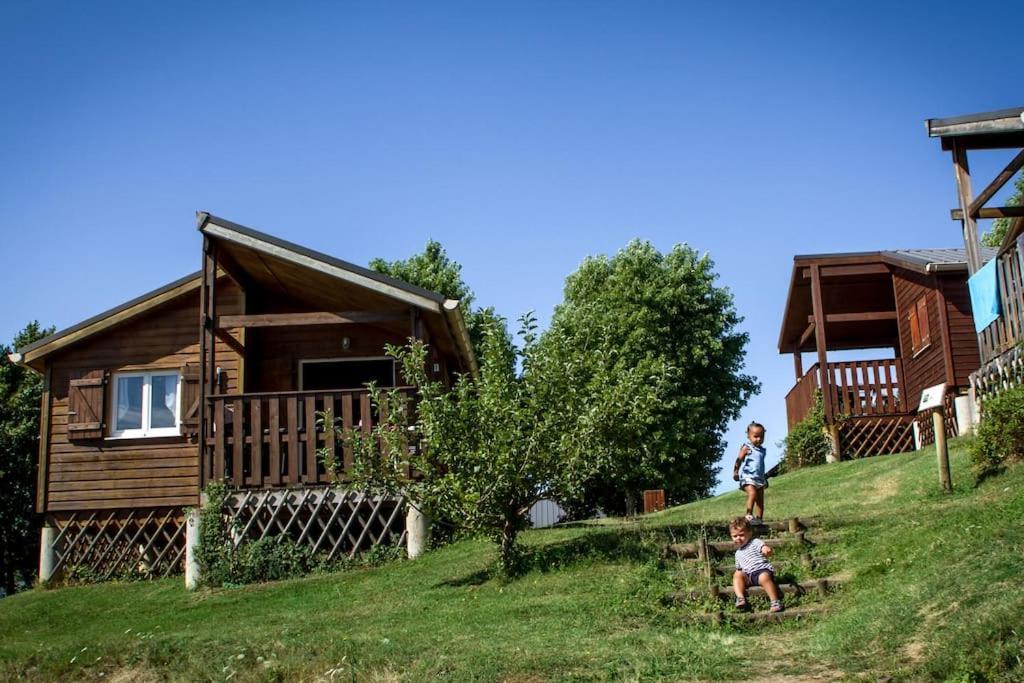 Team Holiday - Camping Domaine Vallée du Tarn Saint-Cirgue Bagian luar foto