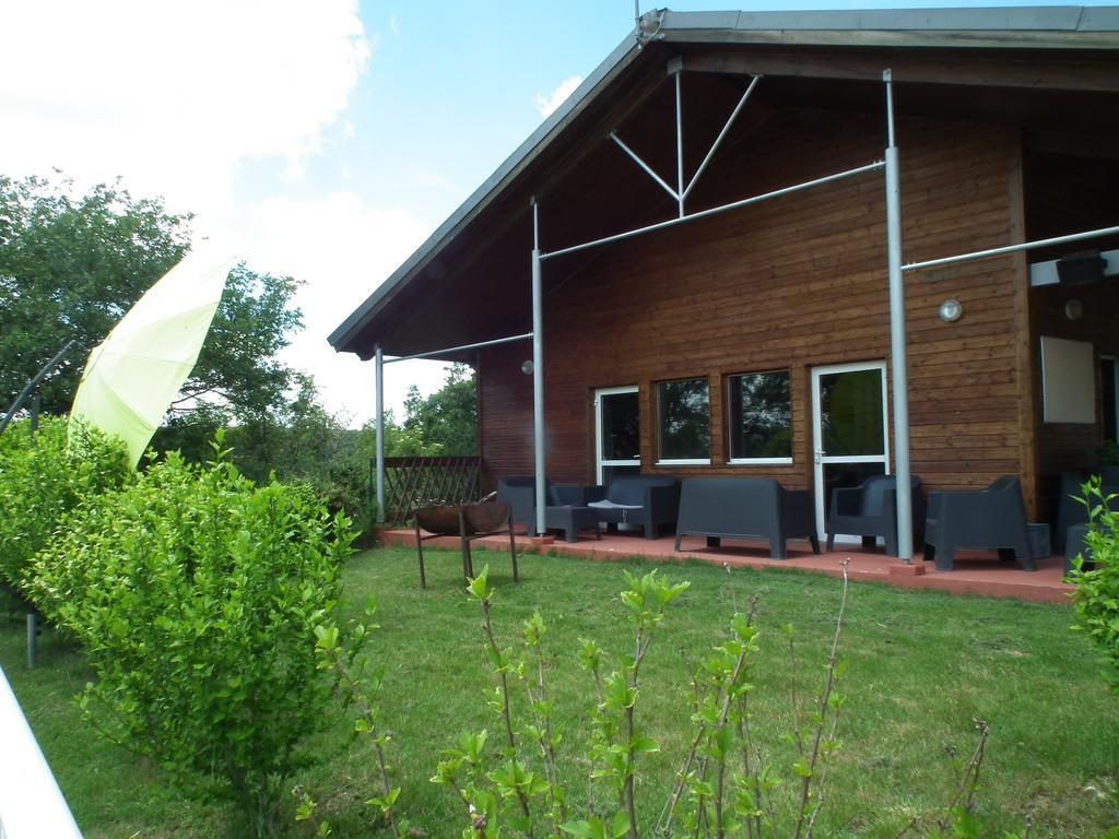 Team Holiday - Camping Domaine Vallée du Tarn Saint-Cirgue Bagian luar foto